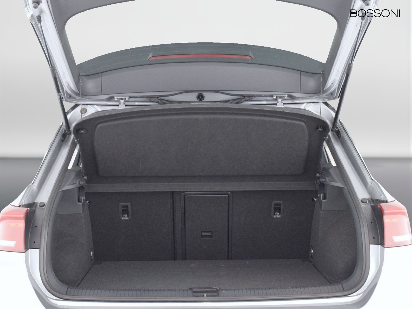 10 - Volkswagen T-Roc 2.0 tdi scr 115cv life