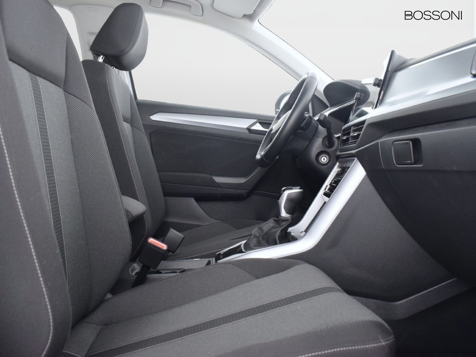 8 - Volkswagen T-Roc 2.0 tdi scr 150cv life dsg