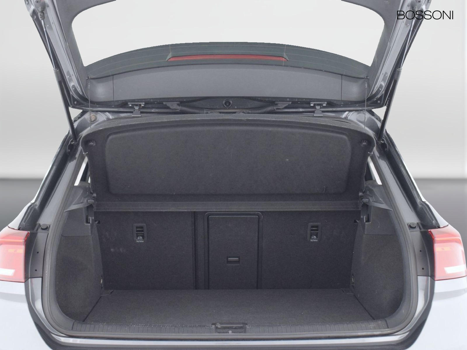 10 - Volkswagen T-Roc 2.0 tdi scr 150cv life dsg