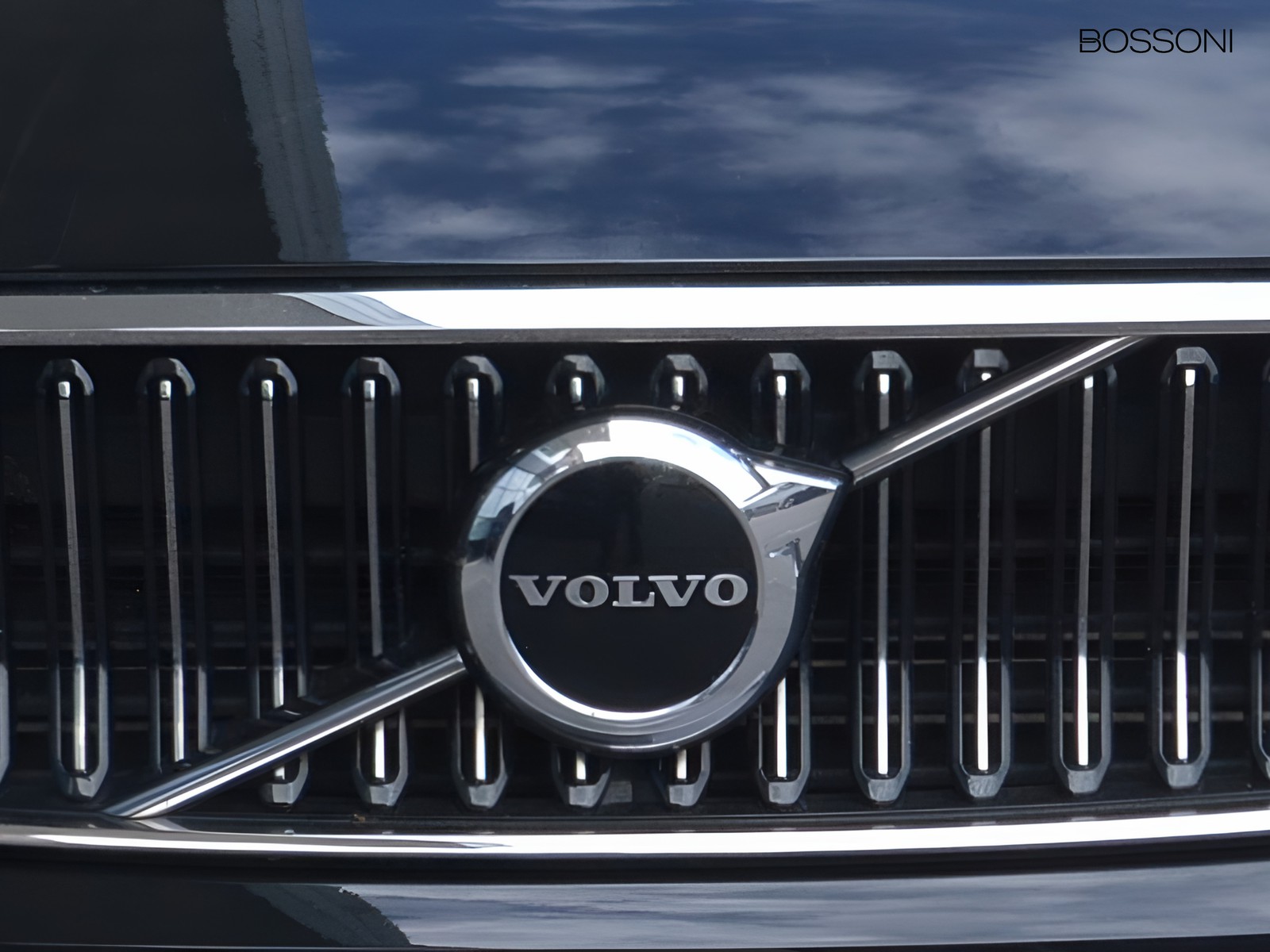 23 - Volvo XC40 1.5 t4 recharge plug-in-hybrid essential automatico