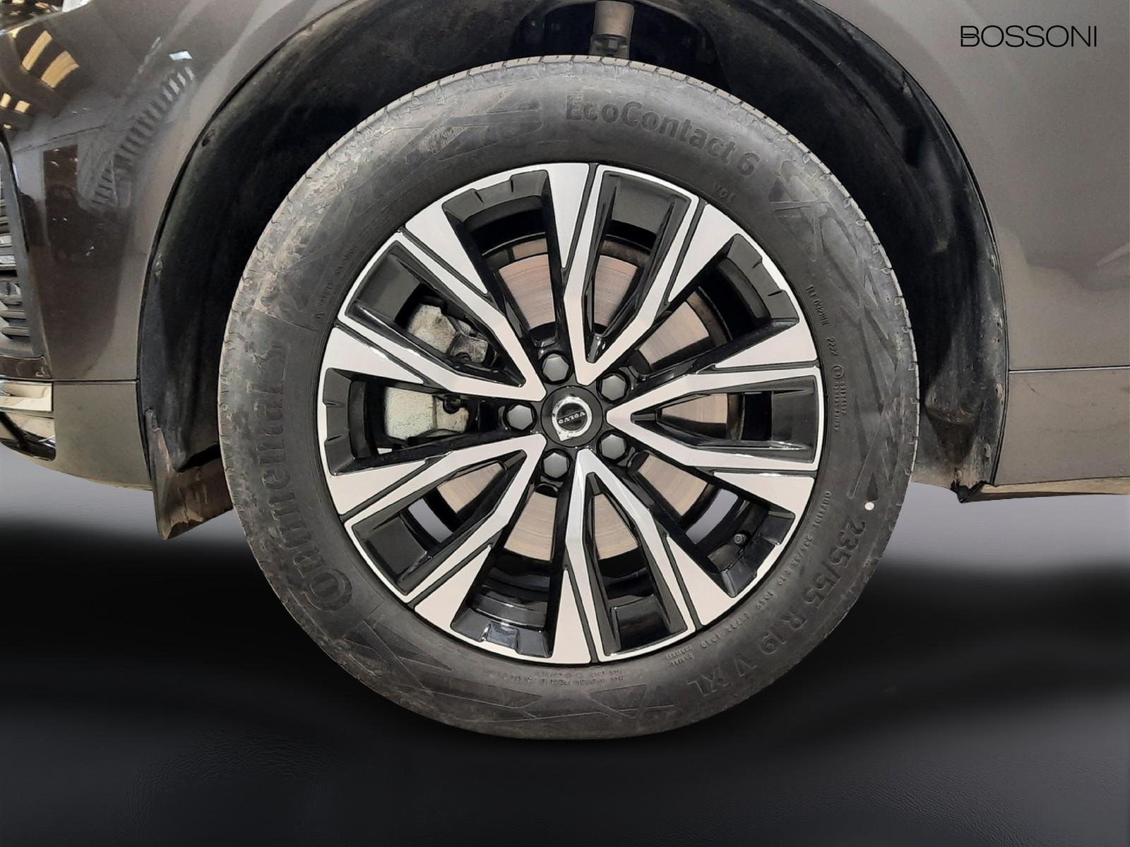 24 - Volvo XC60 2.0 b4 plus bright automatico