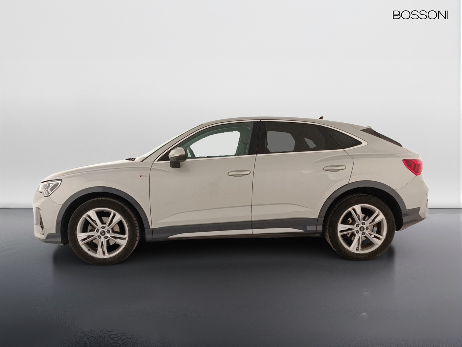 3 - Audi Q3 sportback 35 2.0 tdi s line edition s tronic