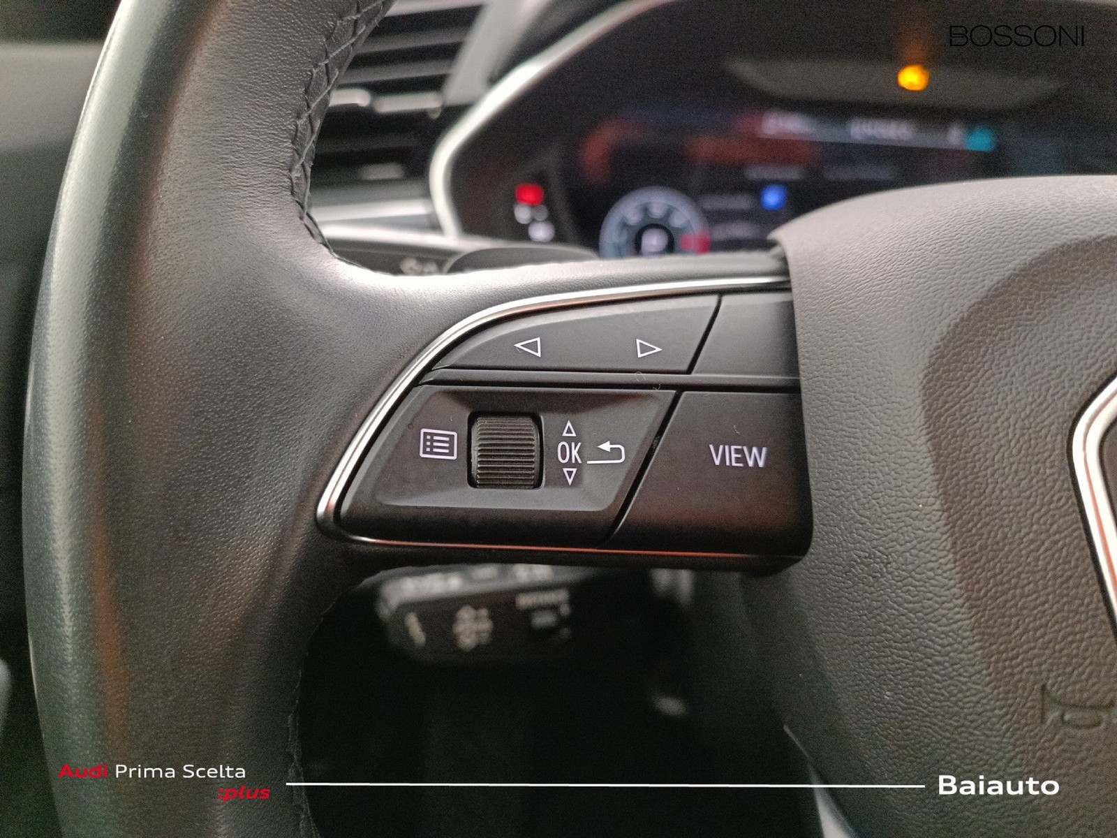 16 - Audi Q3 sportback 35 2.0 tdi s line edition s tronic