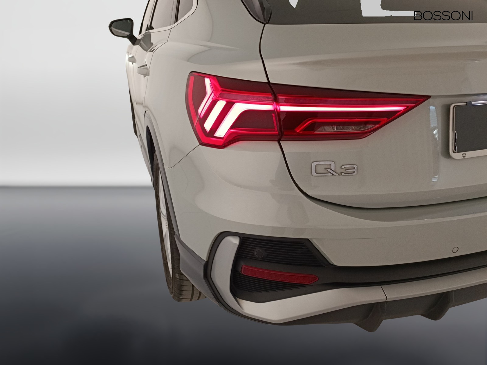 28 - Audi Q3 sportback 35 2.0 tdi s line edition s tronic