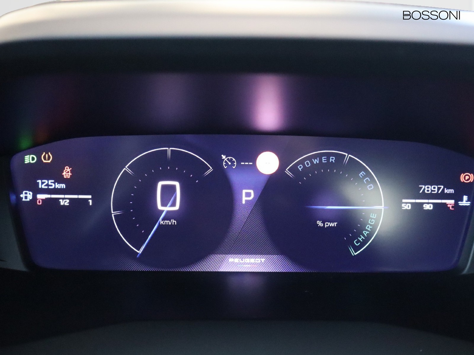 9 - Peugeot 208 1.2 hybrid 48v 110cv allure e-dcs6