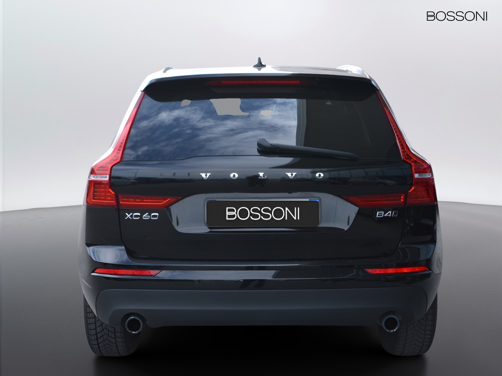 5 - Volvo XC60 2.0 b4 momentum awd geartronic my20