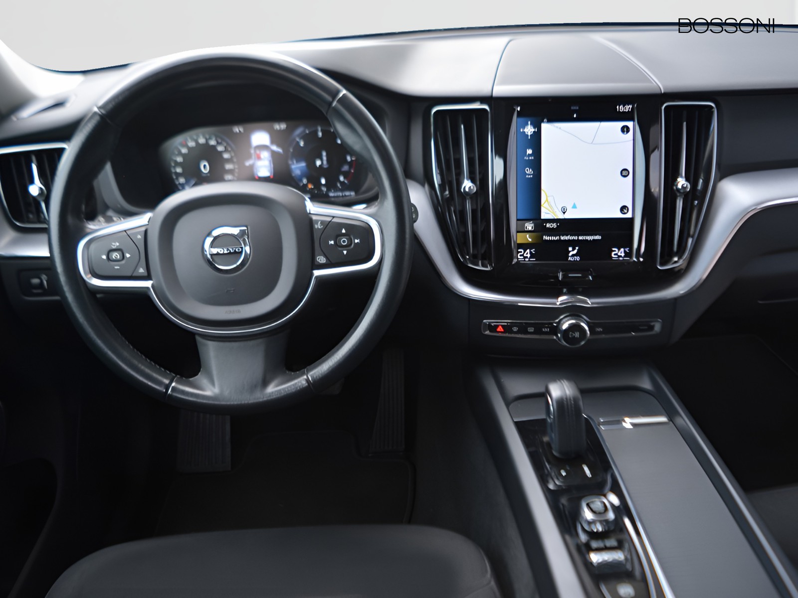10 - Volvo XC60 2.0 b4 momentum awd geartronic my20