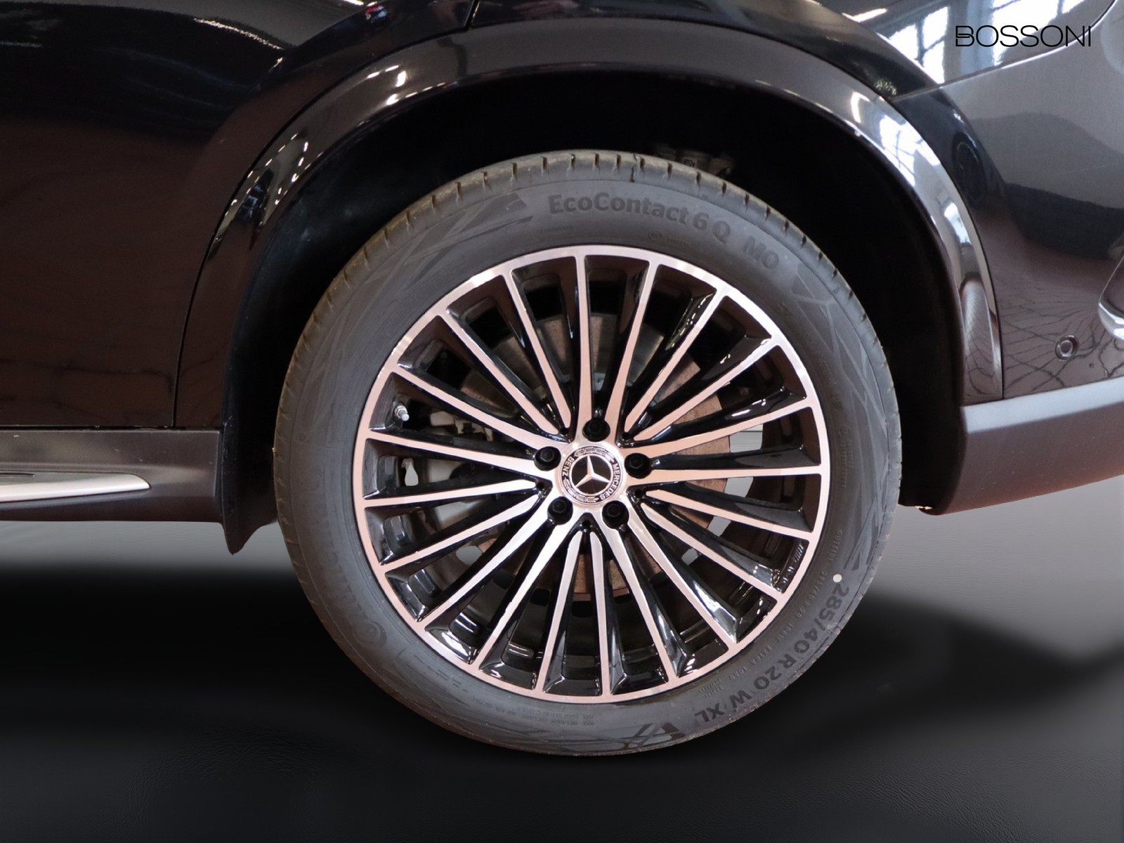 4 - Mercedes GLC suv 300 de plug in hybrid amg line advanced tech 4matic 9g-tronic