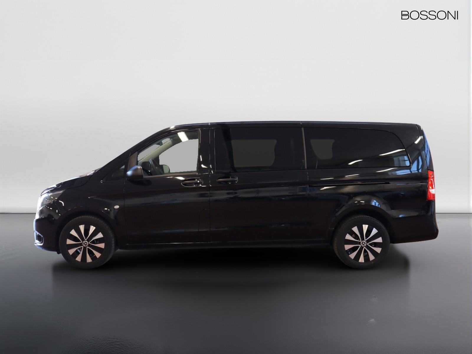 3 - Mercedes Vans Vito 114 cdi extralong tourer pro auto my20