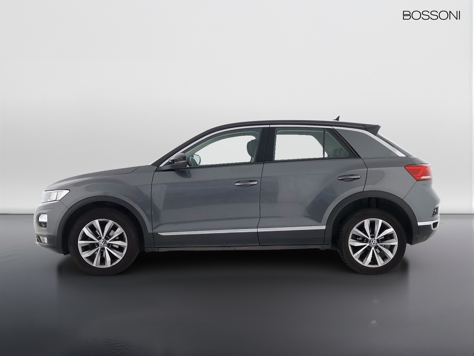 3 - Volkswagen T-Roc 1.0 tsi 110cv style