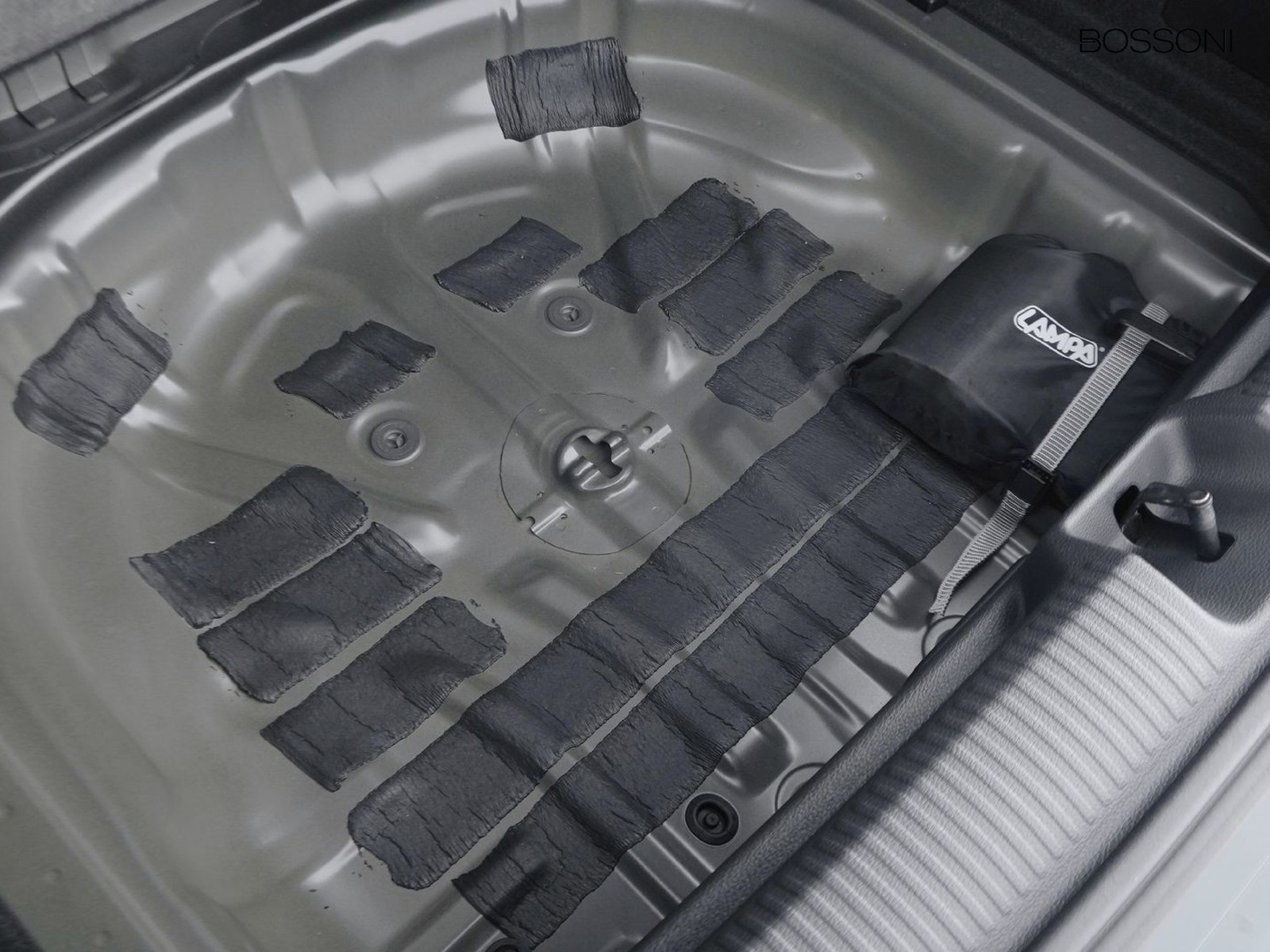 30 - Audi Q2 35 1.5 tfsi carbon edition s tronic