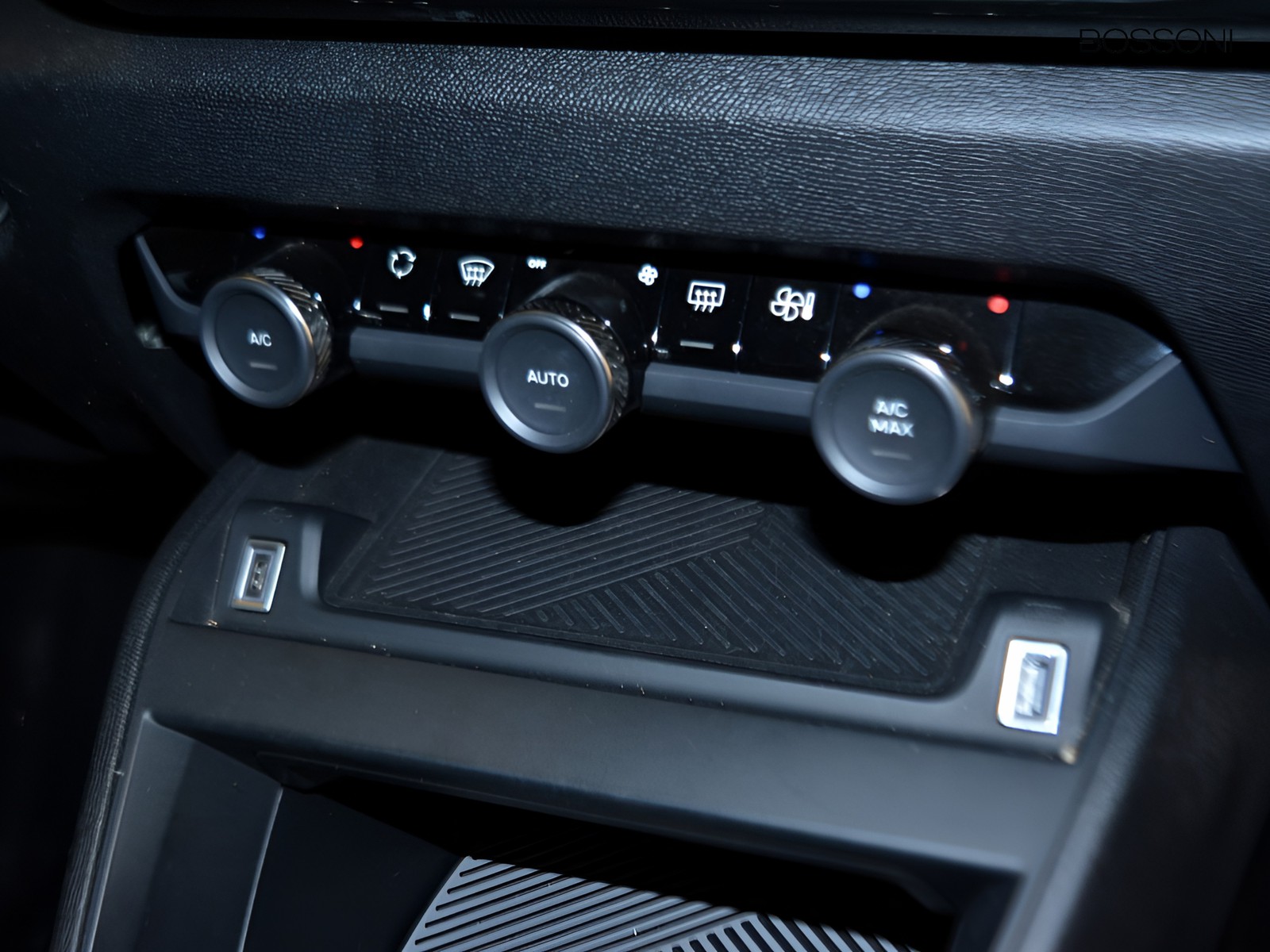 11 - Citroen C4 X 1.2 puretech max eat8 s&s