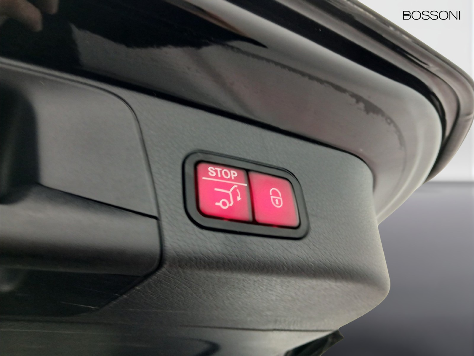 18 - Mercedes GLB 180 amg line advanced plus 7g-dct