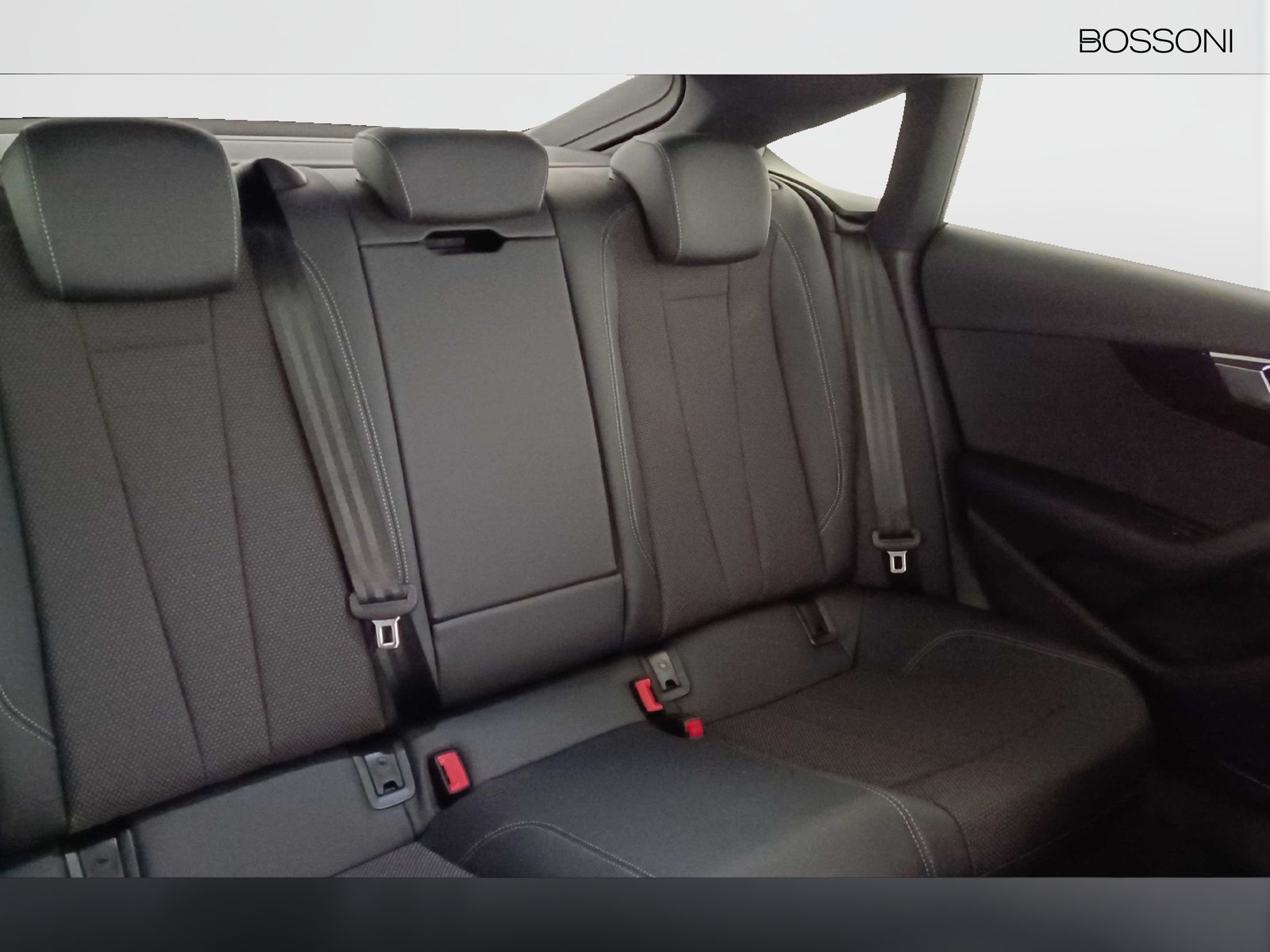 38 - Audi A5 sportback 40 2.0 tdi mhev 204cv s line edition quattro s tronic