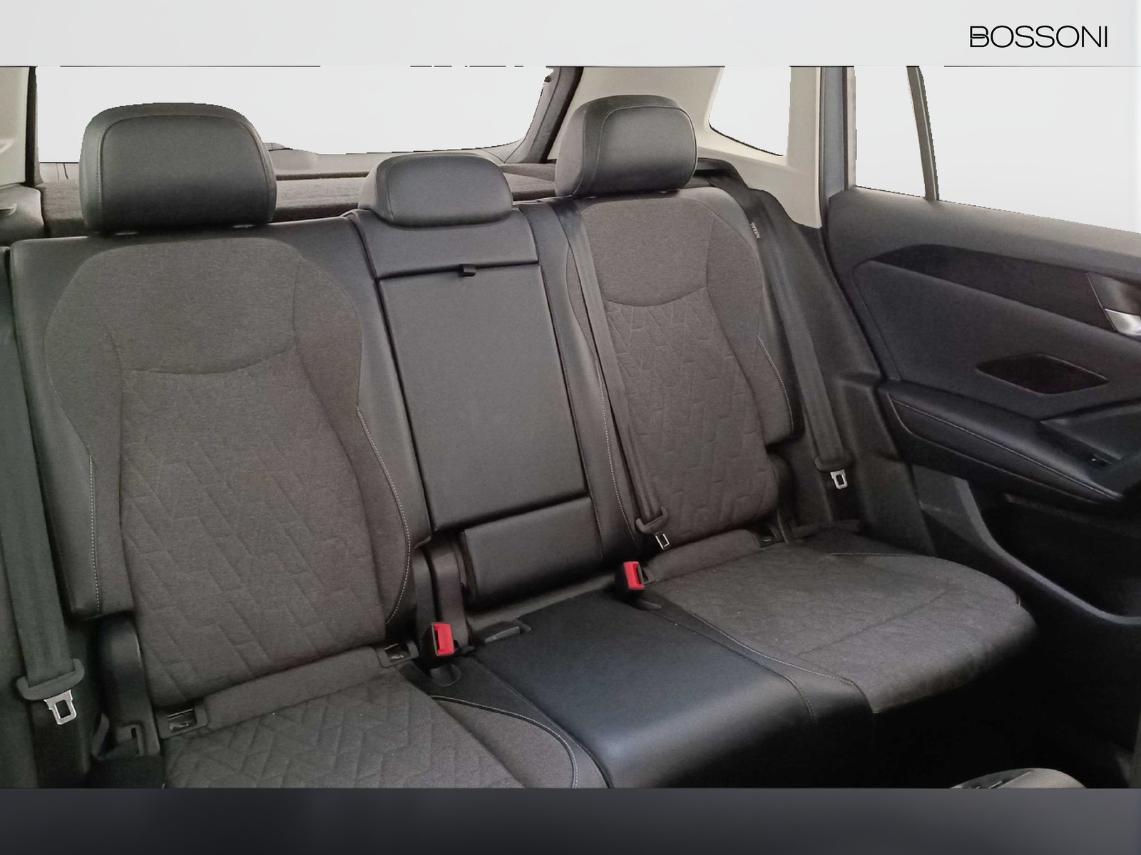 33 - Volkswagen Tiguan 2.0 tdi scr 150cv life dsg