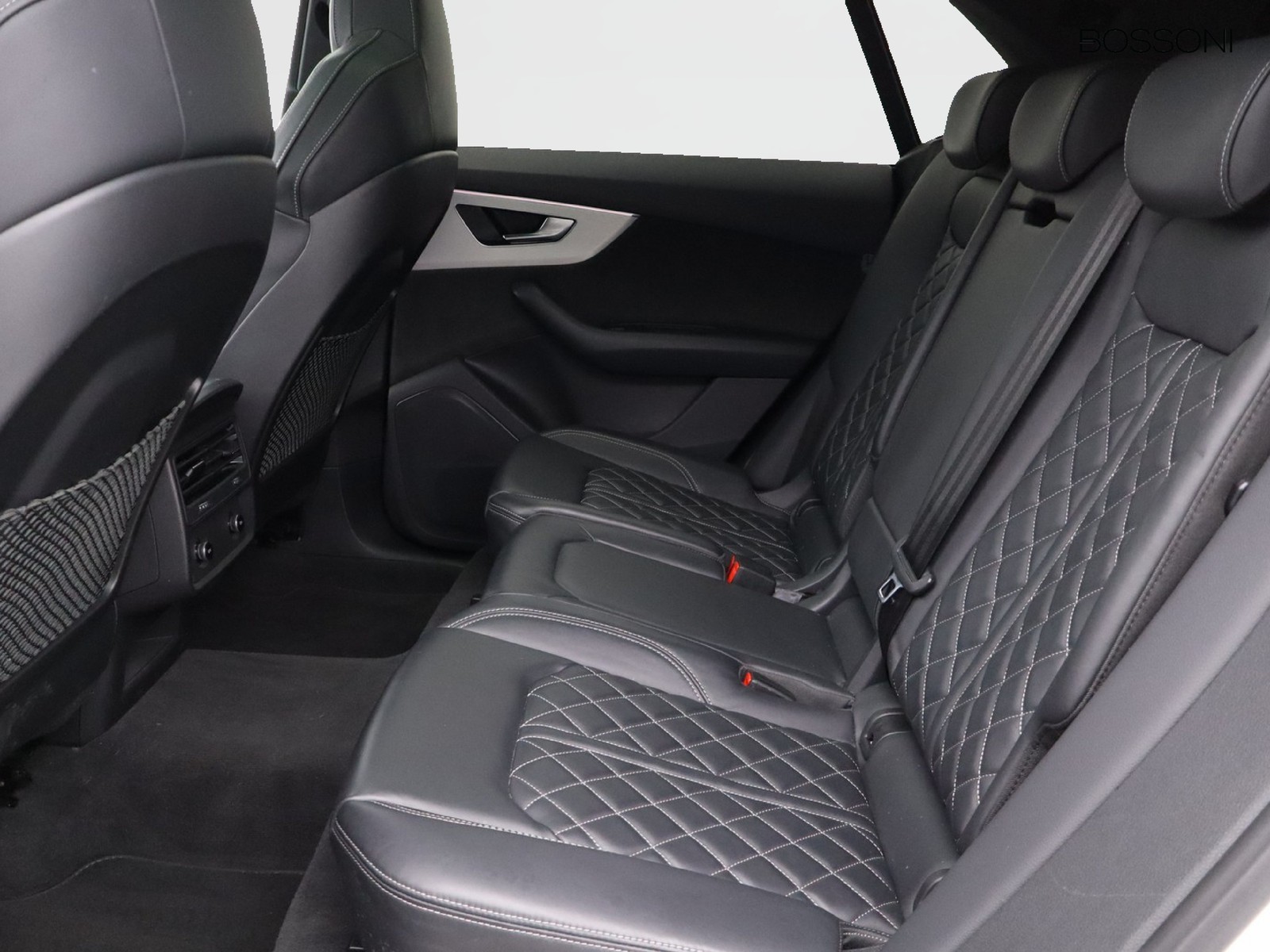 8 - Audi SQ8 s4.0 v8 tfsi quattro tiptronic