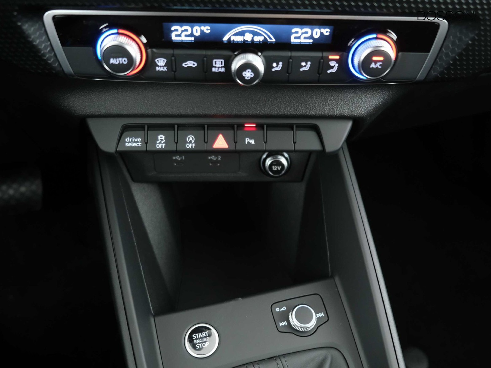 32 - Audi A1 allstreet 30 1.0 tfsi 116cv business s tronic