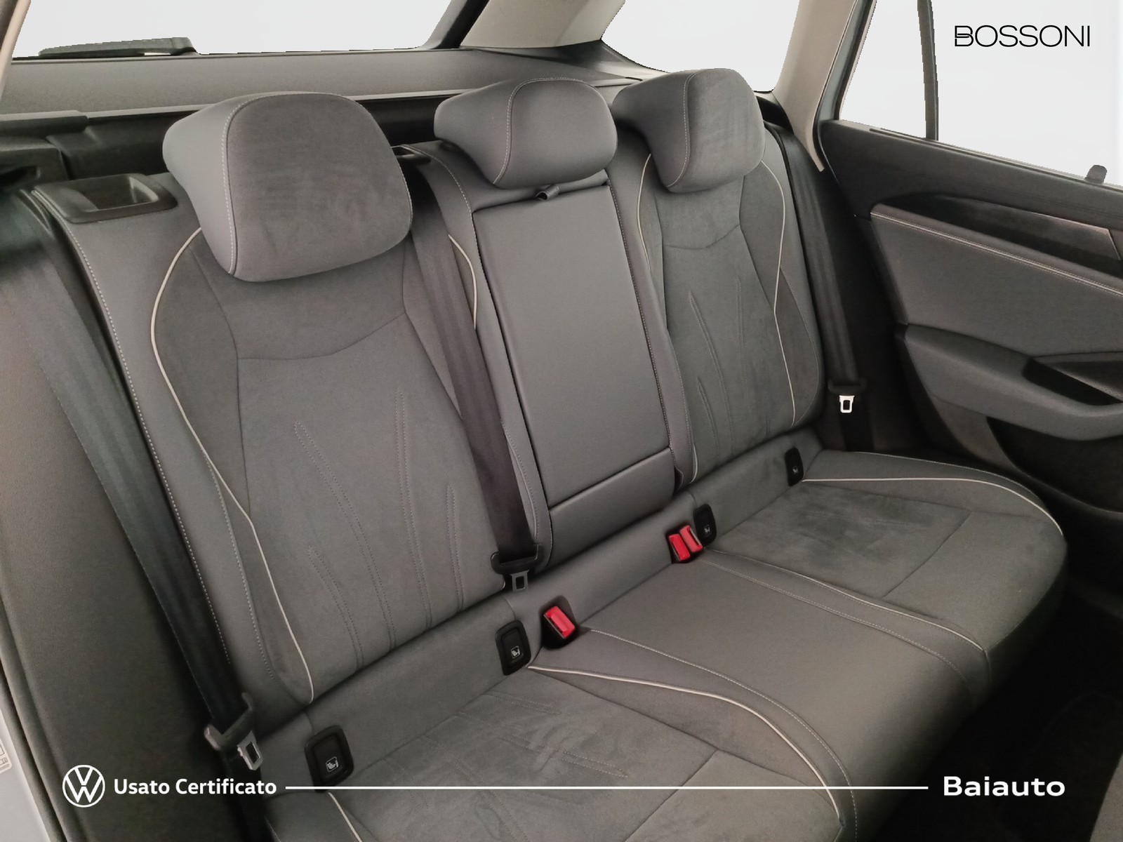 22 - Volkswagen Passat 2.0 tdi scr evo 150cv business dsg