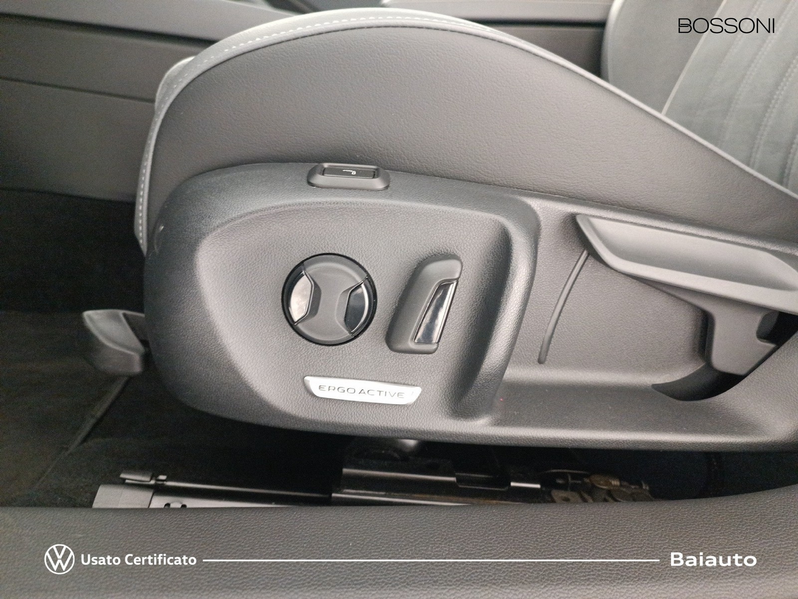 24 - Volkswagen Passat 2.0 tdi scr evo 150cv business dsg