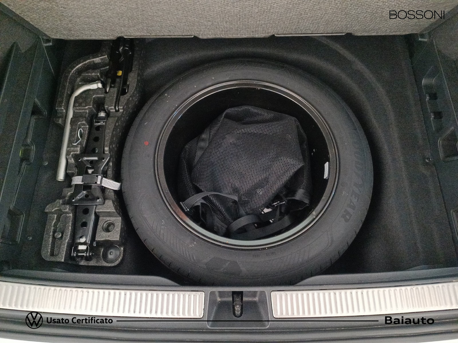 32 - Volkswagen Passat 2.0 tdi scr evo 150cv business dsg