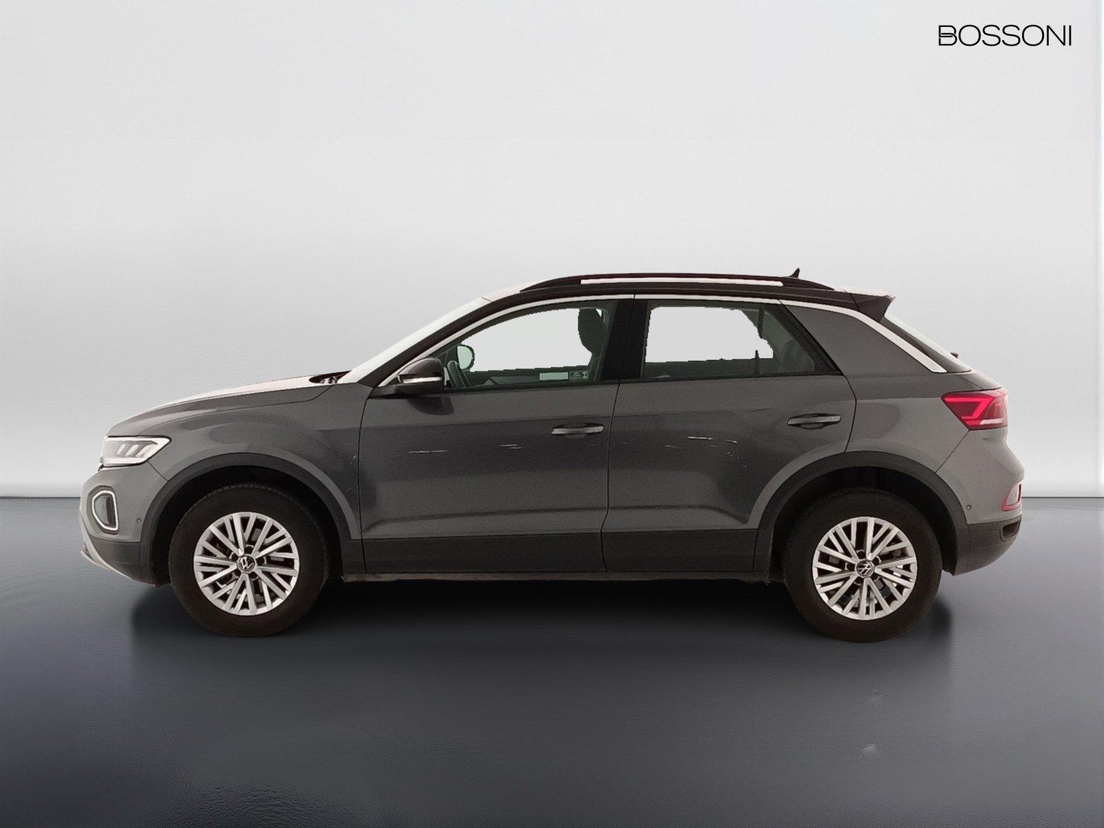 3 - Volkswagen T-Roc 2.0 tdi scr 115cv life