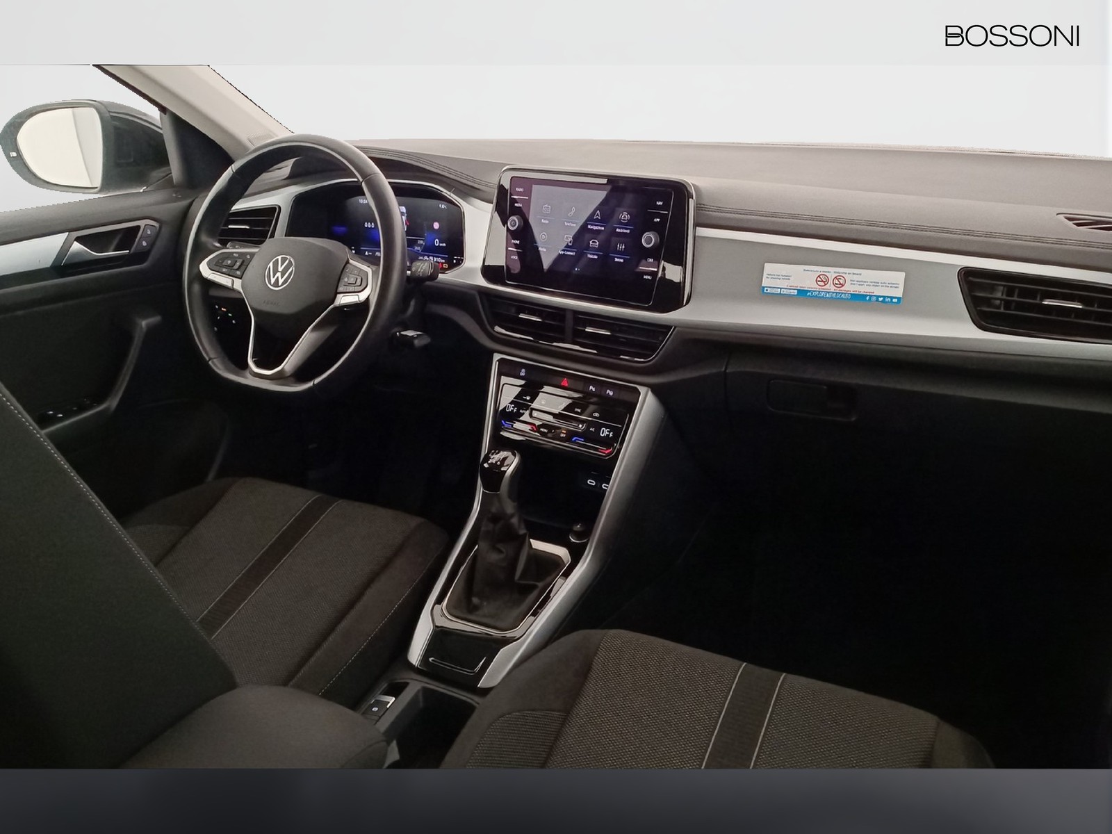 6 - Volkswagen T-Roc 2.0 tdi scr 115cv life