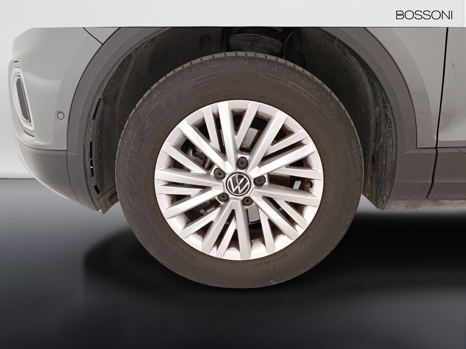 11 - Volkswagen T-Roc 2.0 tdi scr 115cv life