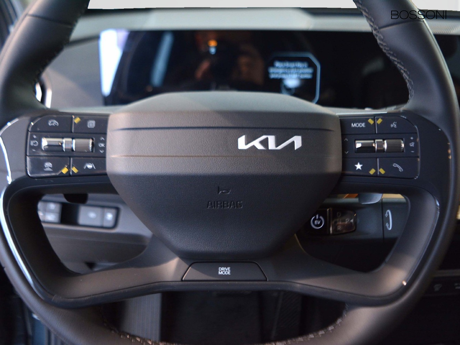 17 - Kia EV5 81,4 kwh earth