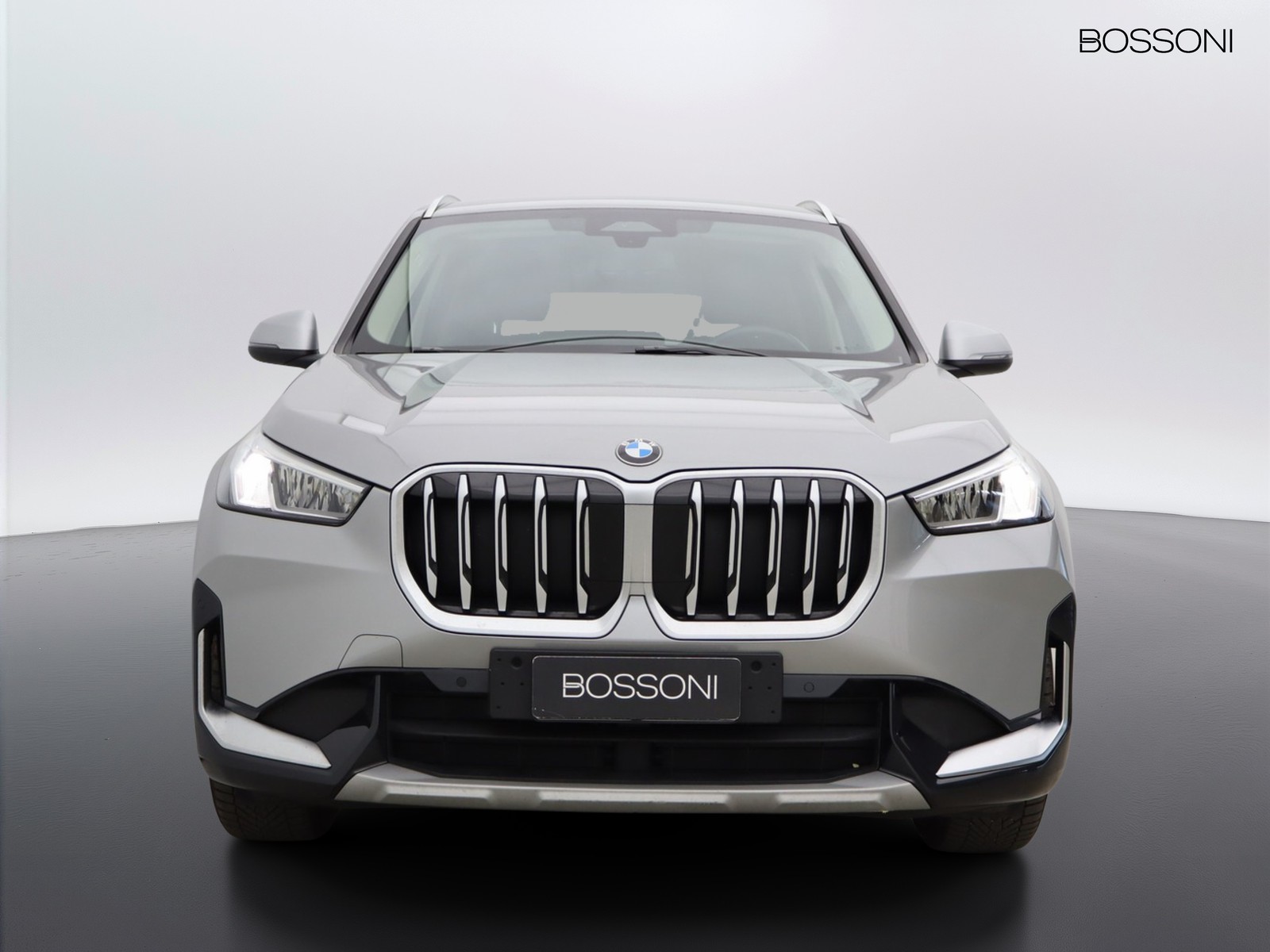 2 - BMW X1 20d mild hybrid 48v xdrive x-line dct