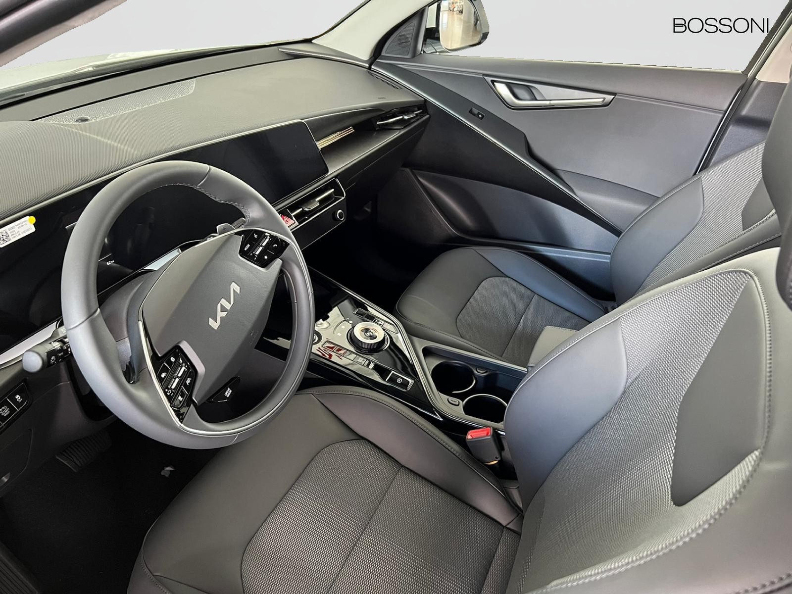 5 - Kia Niro 1.6 gdi hev tri-fuel 126cv style dct6