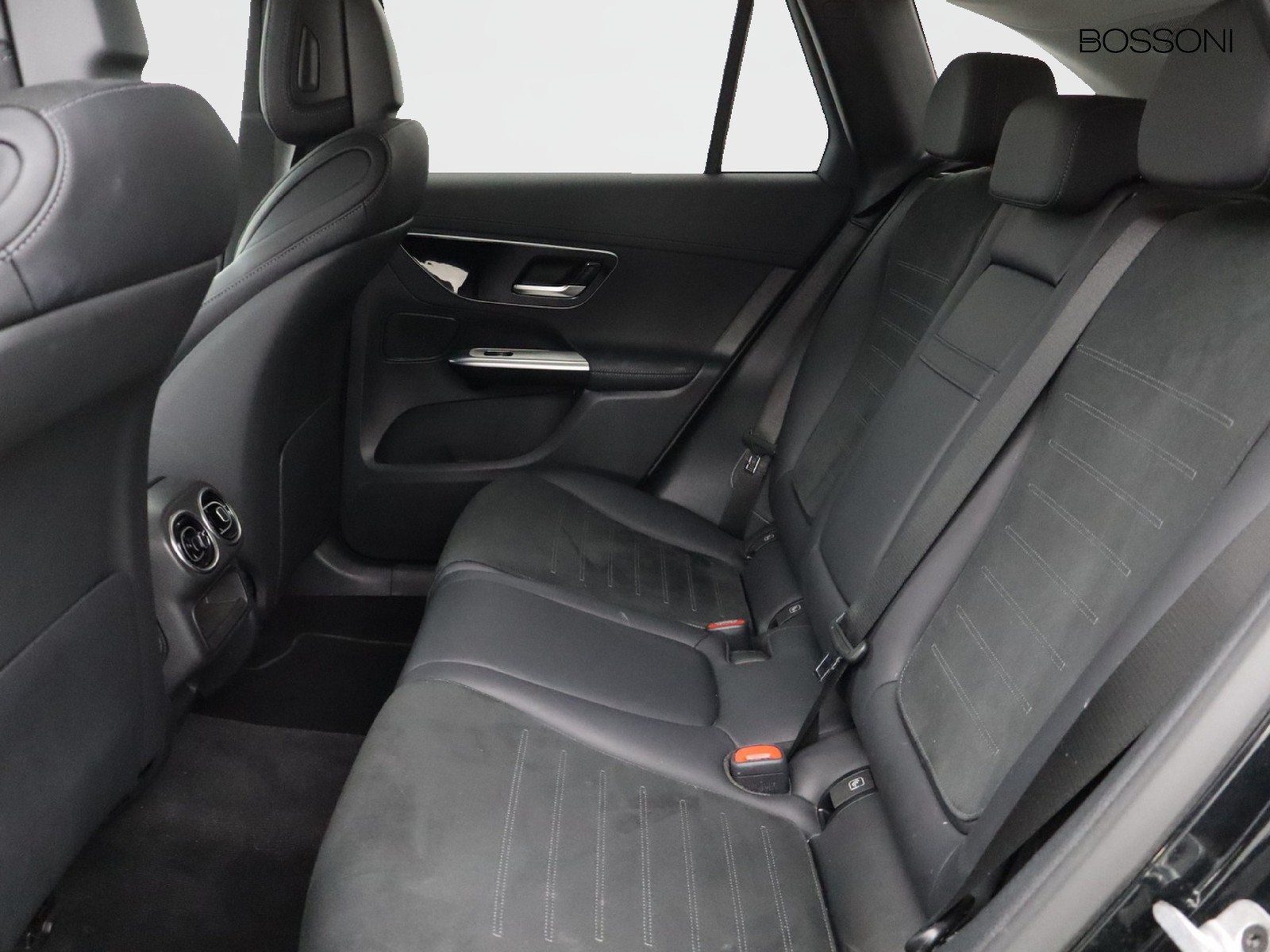 8 - Mercedes GLC suv 220 d amg line advanced plus 4matic 9g-tronic