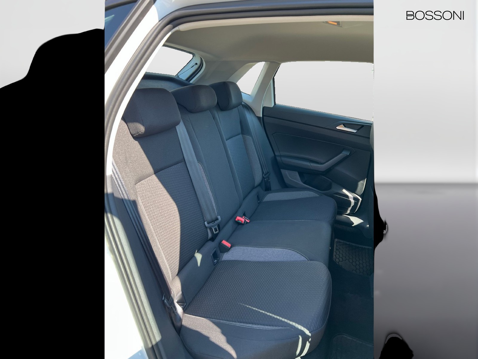 11 - Volkswagen Polo 1.0 tsi 95cv life dsg