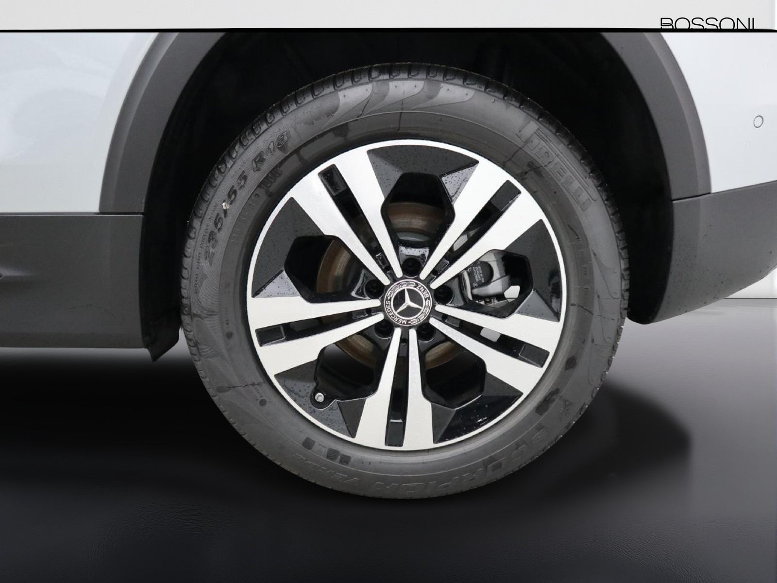 4 - Mercedes GLB 200 d progressive advanced plus 8g-dct