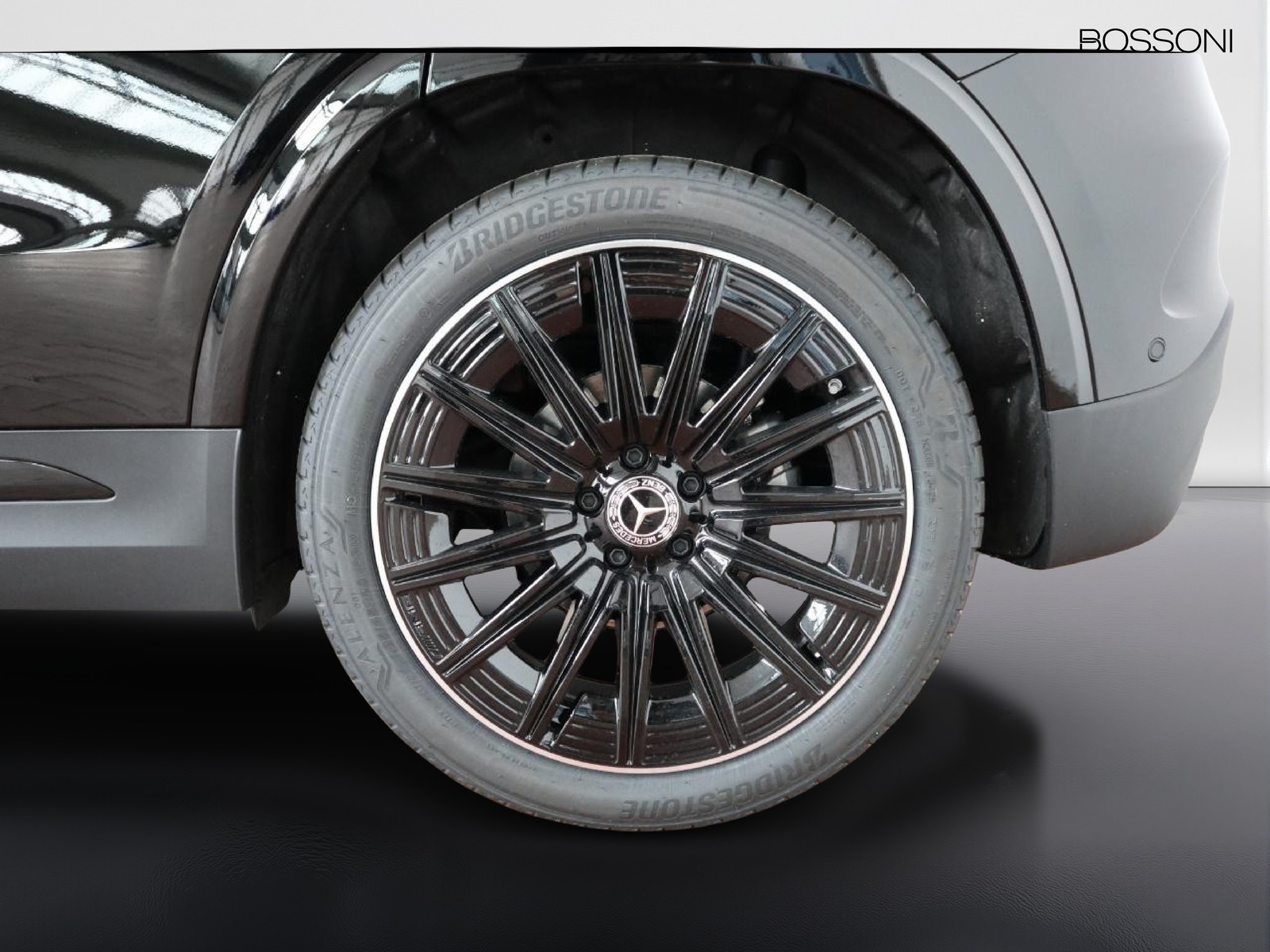 4 - Mercedes GLA 200 d amg line premium 4matic 8g-dct