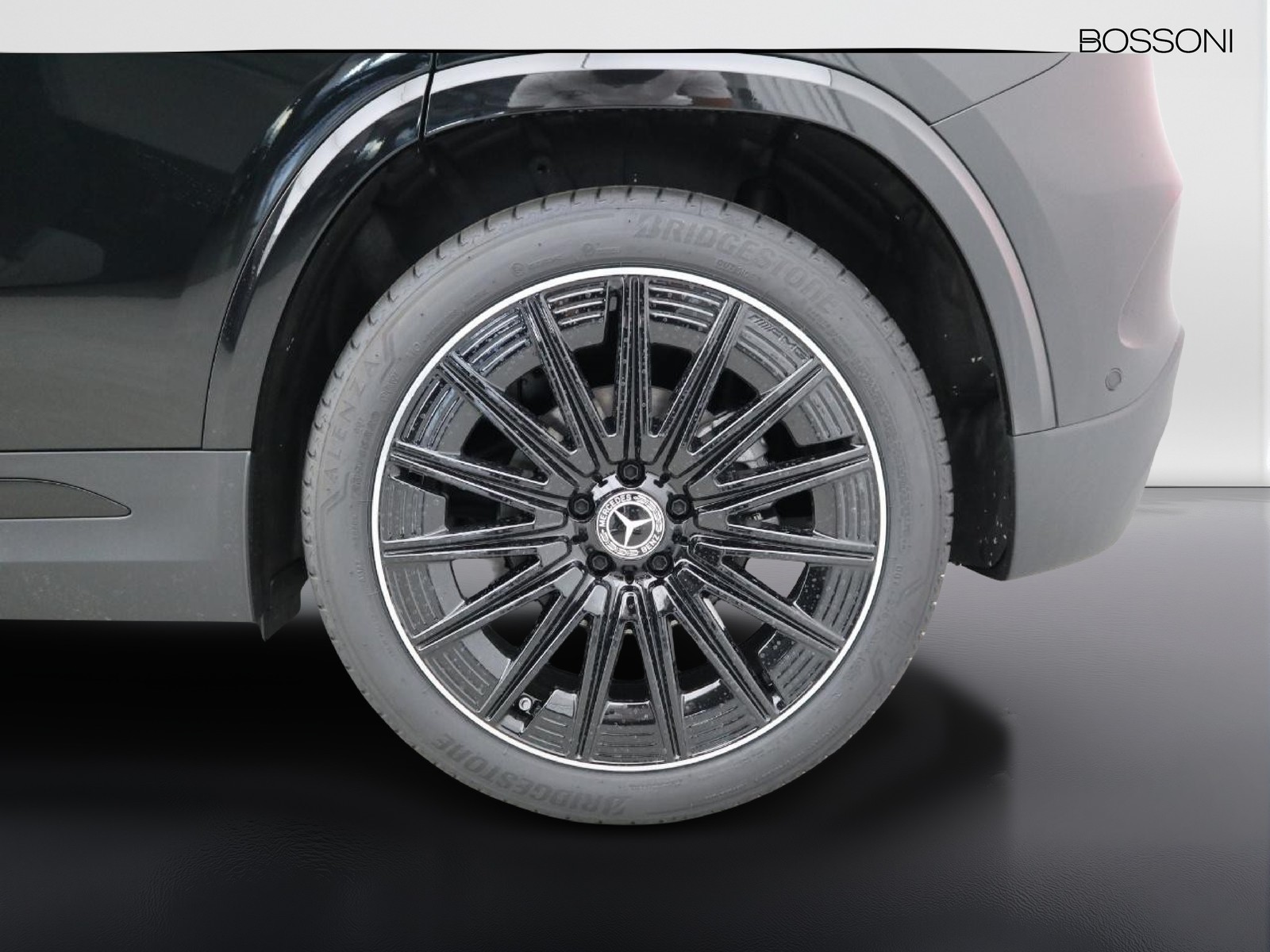 4 - Mercedes GLA 200 d amg line premium 4matic 8g-dct