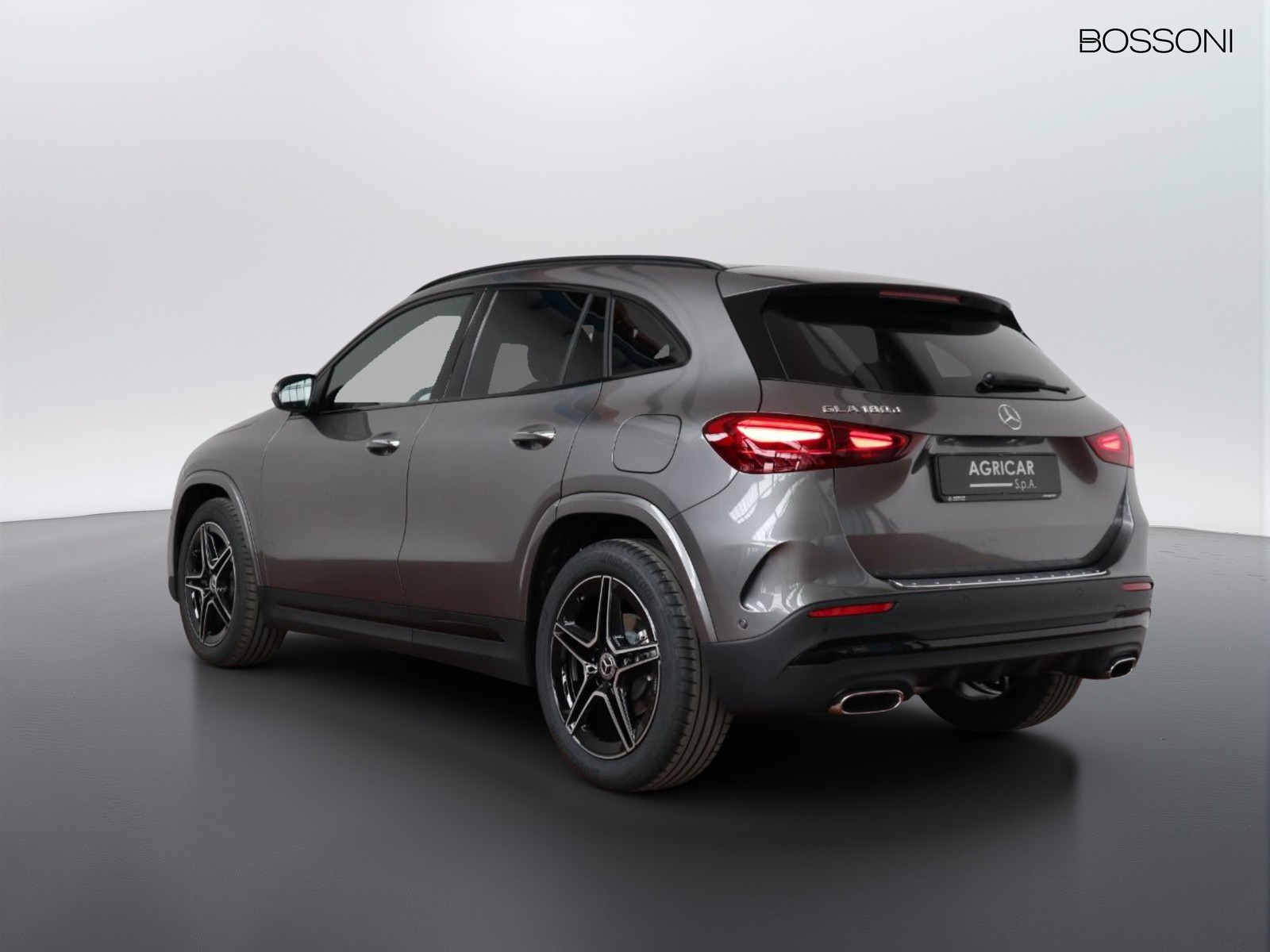 5 - Mercedes GLA 180 d amg line advanced plus 8g-dct