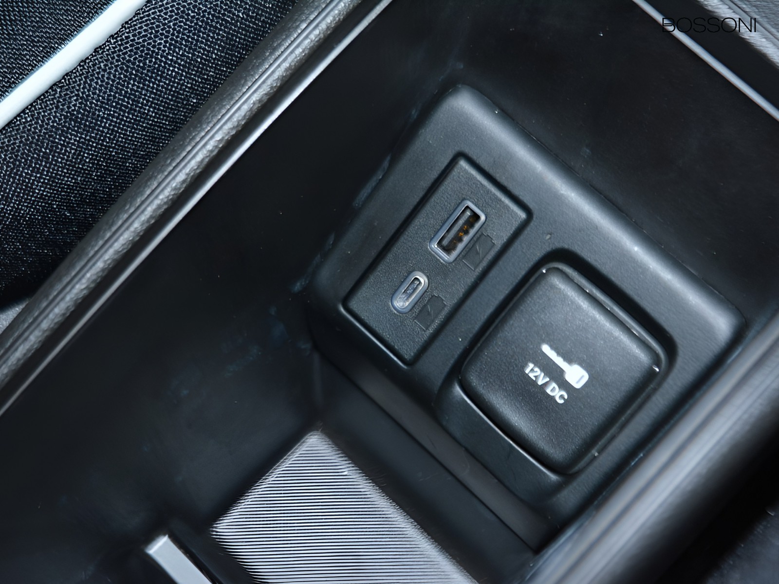 20 - Fiat 500 500e 42 kwh entry pack tech