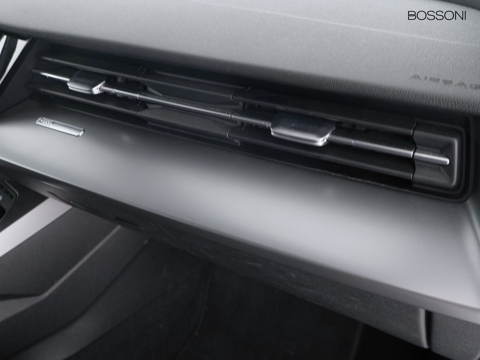 18 - Audi A3 sportback 30 1.0 tfsi business advanced