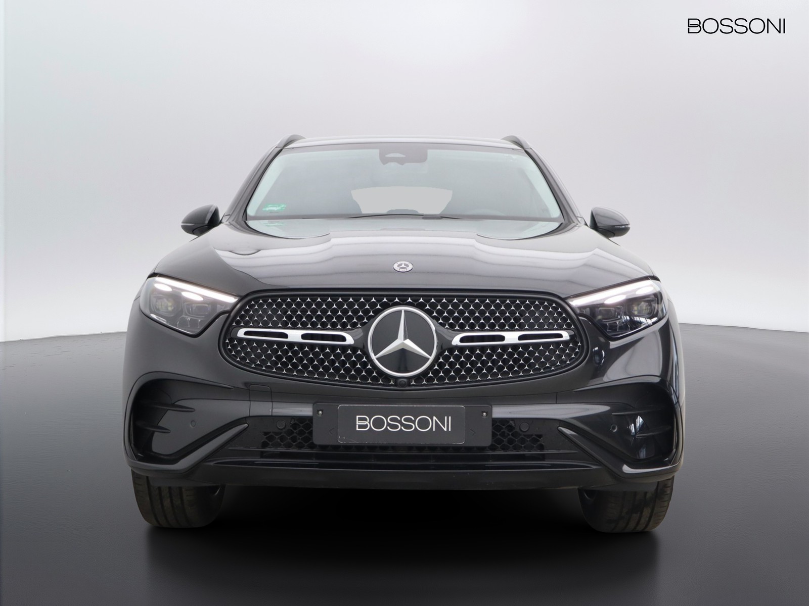 2 - Mercedes GLC suv 300 de plug in hybrid amg line advanced tech 4matic 9g-tronic