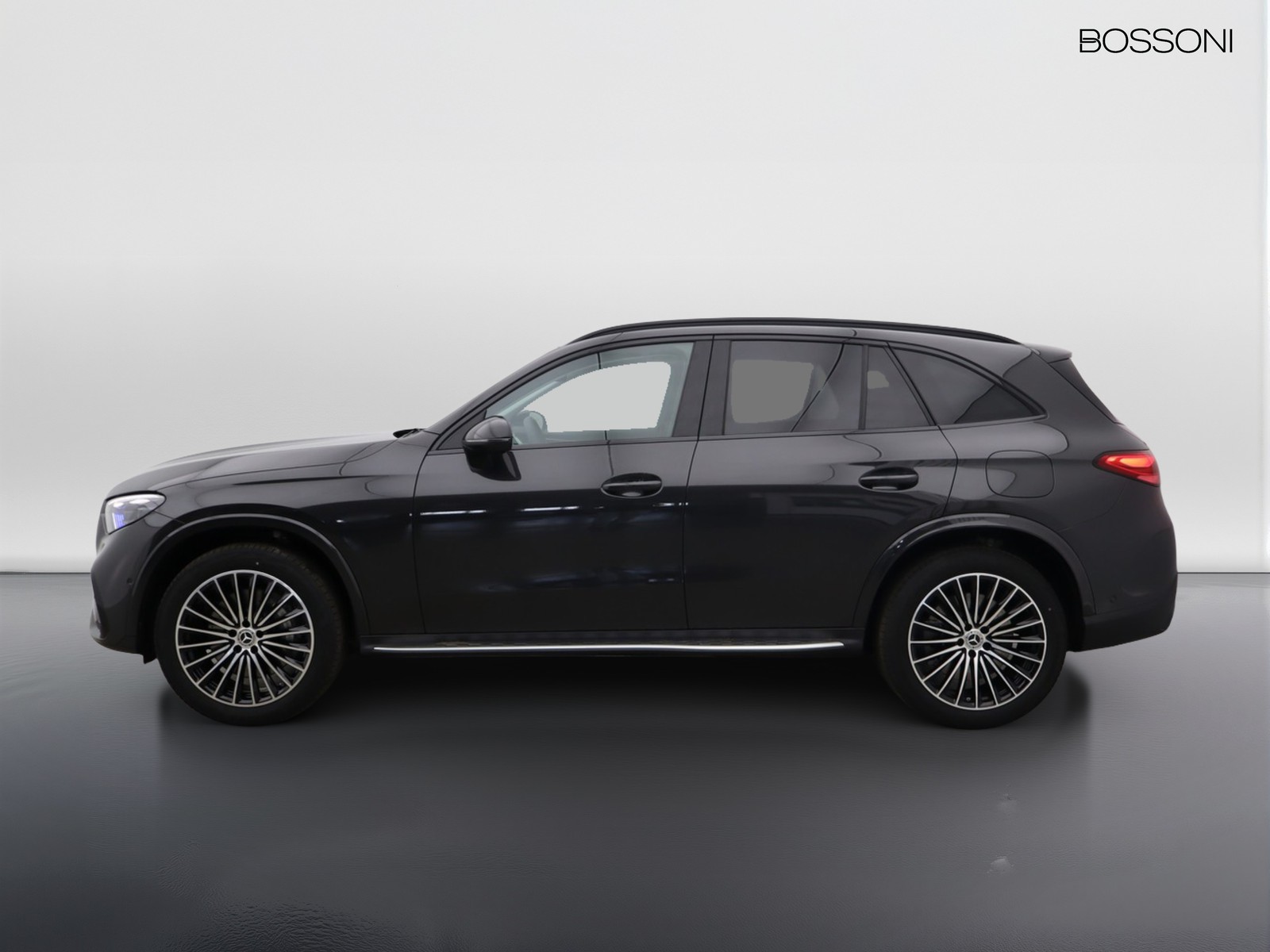 3 - Mercedes GLC suv 300 de plug in hybrid amg line advanced tech 4matic 9g-tronic