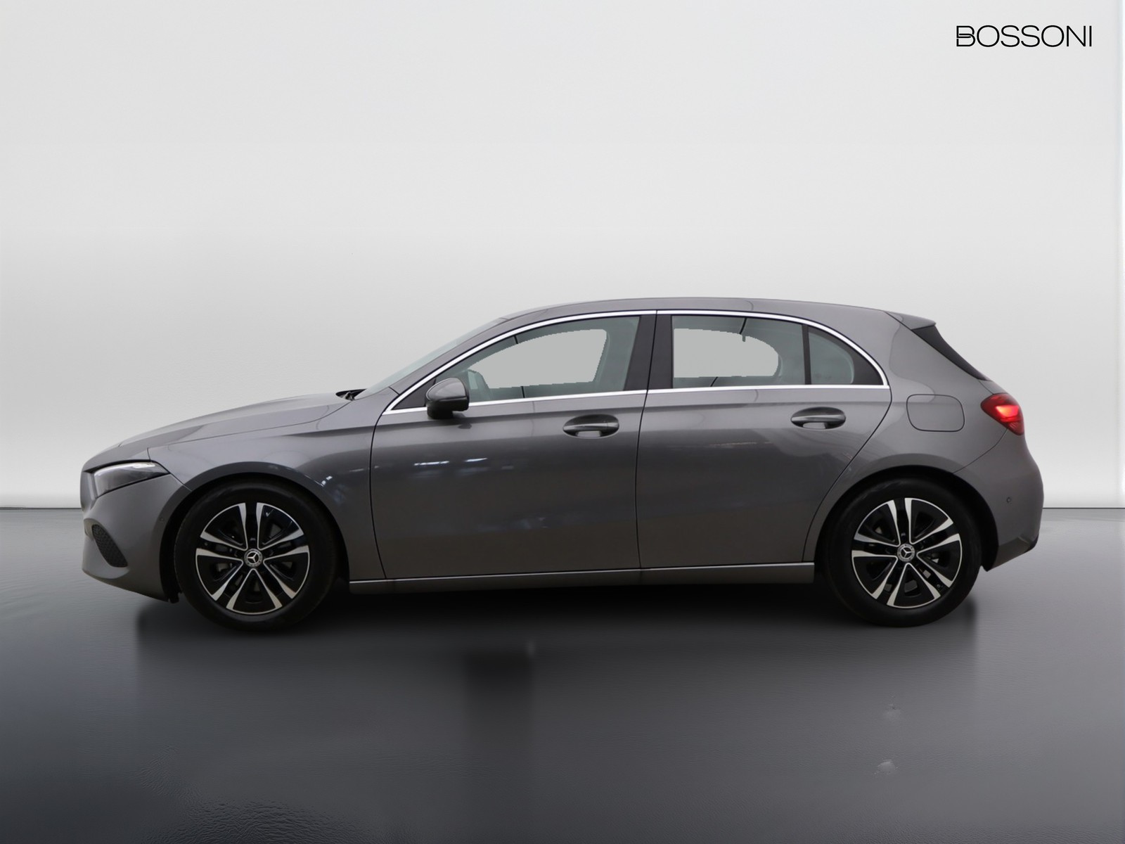 3 - Mercedes Classe A 180 d sport 8g-dct
