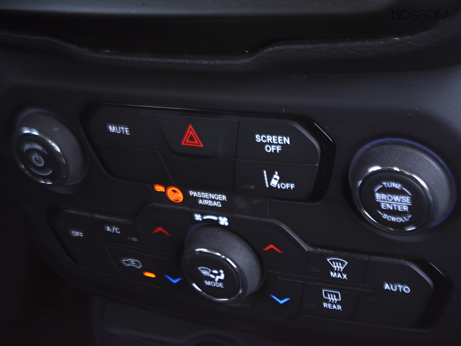 11 - Jeep Renegade 1.3 t4 phev limited 4xe at6