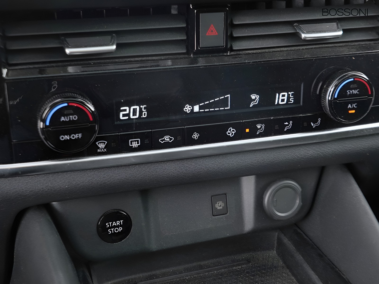 24 - Nissan Qashqai 1.5 e-power n-connecta 2wd e-shifter