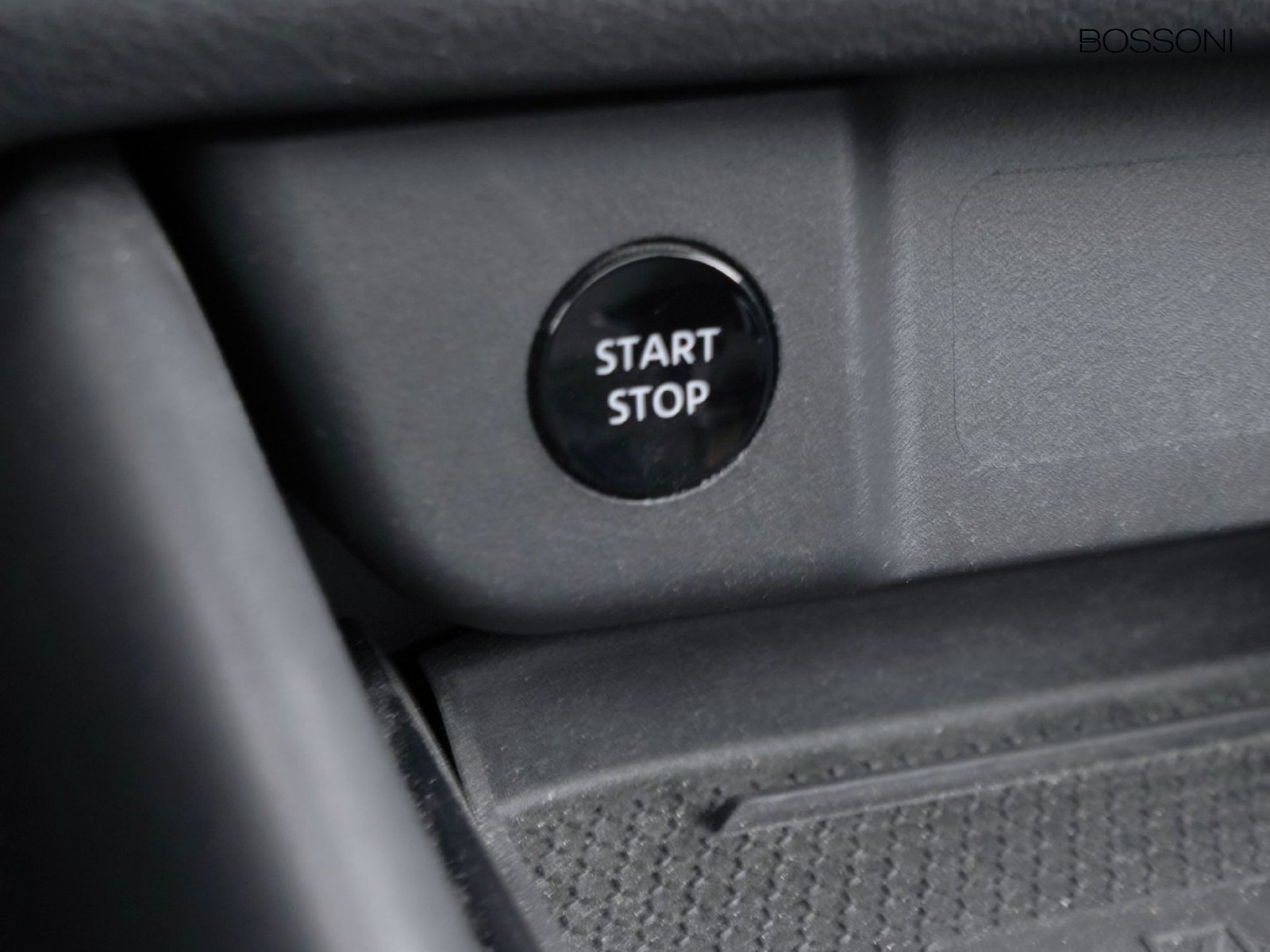 27 - Nissan Qashqai 1.5 e-power n-connecta 2wd e-shifter