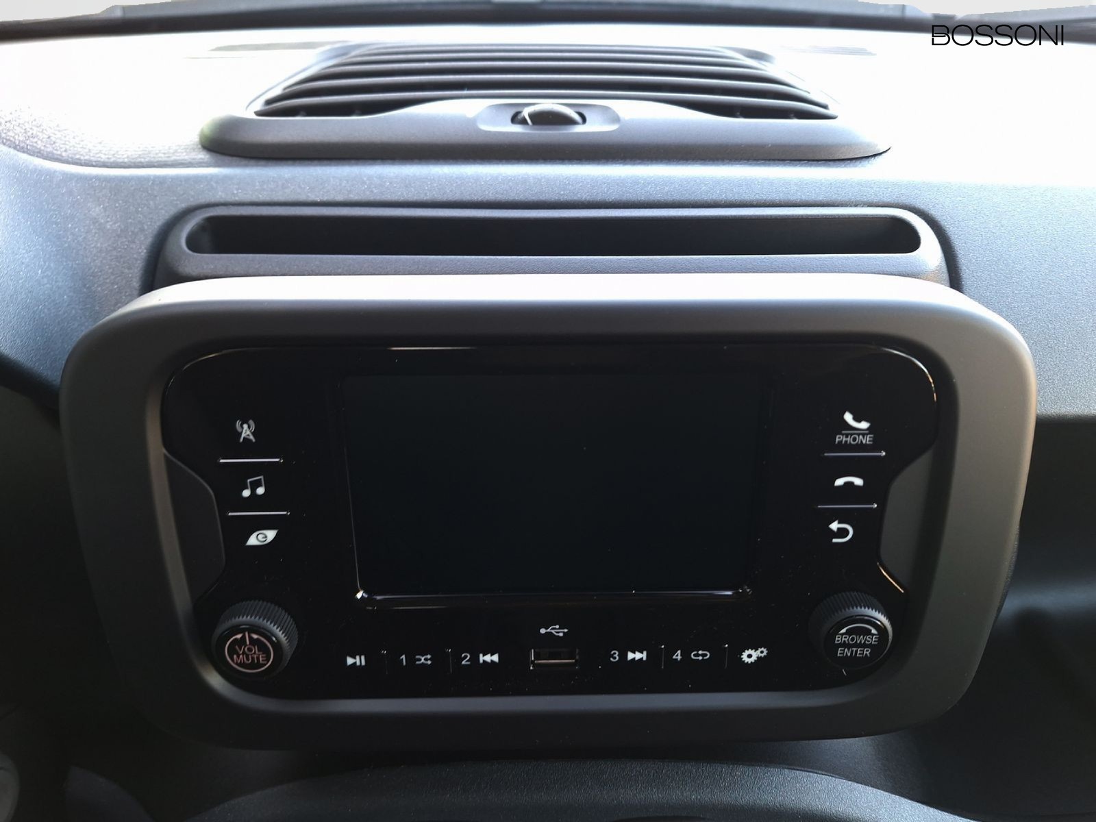 16 - Fiat Pandina 1.0 firefly hybrid 65cv icon s&s