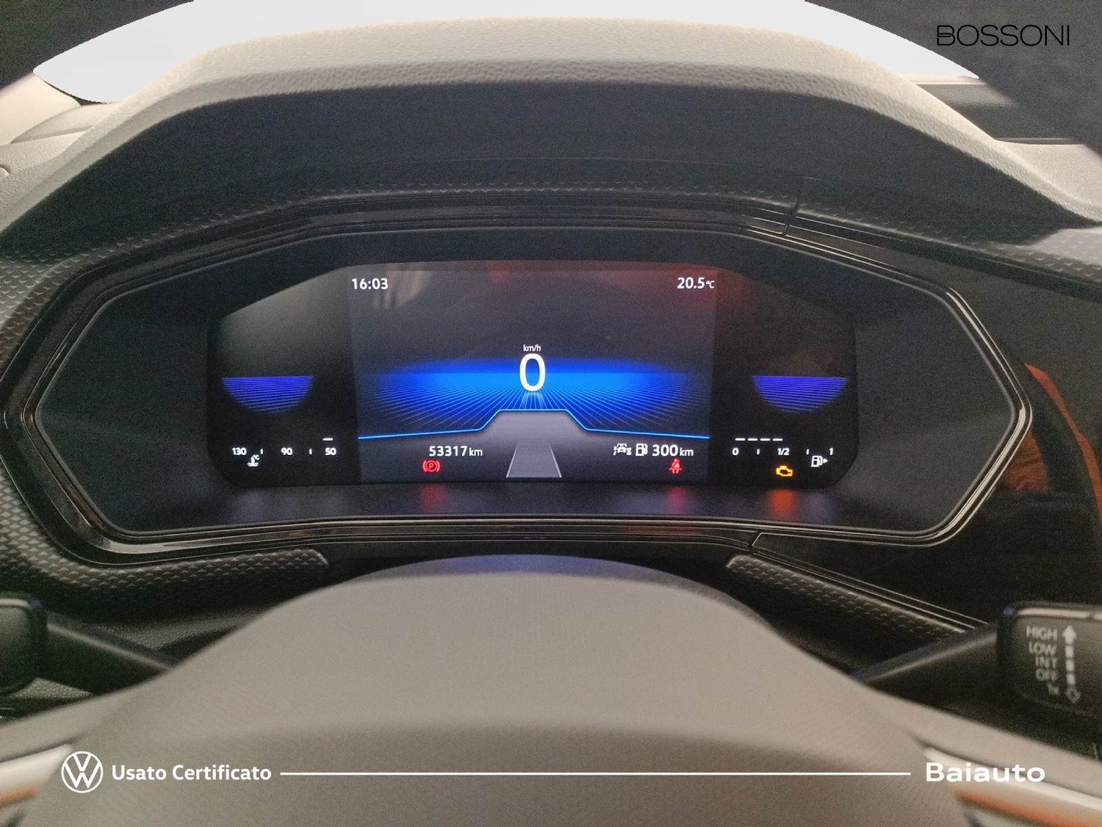 9 - Volkswagen T-Cross 1.0 tsi 95cv style