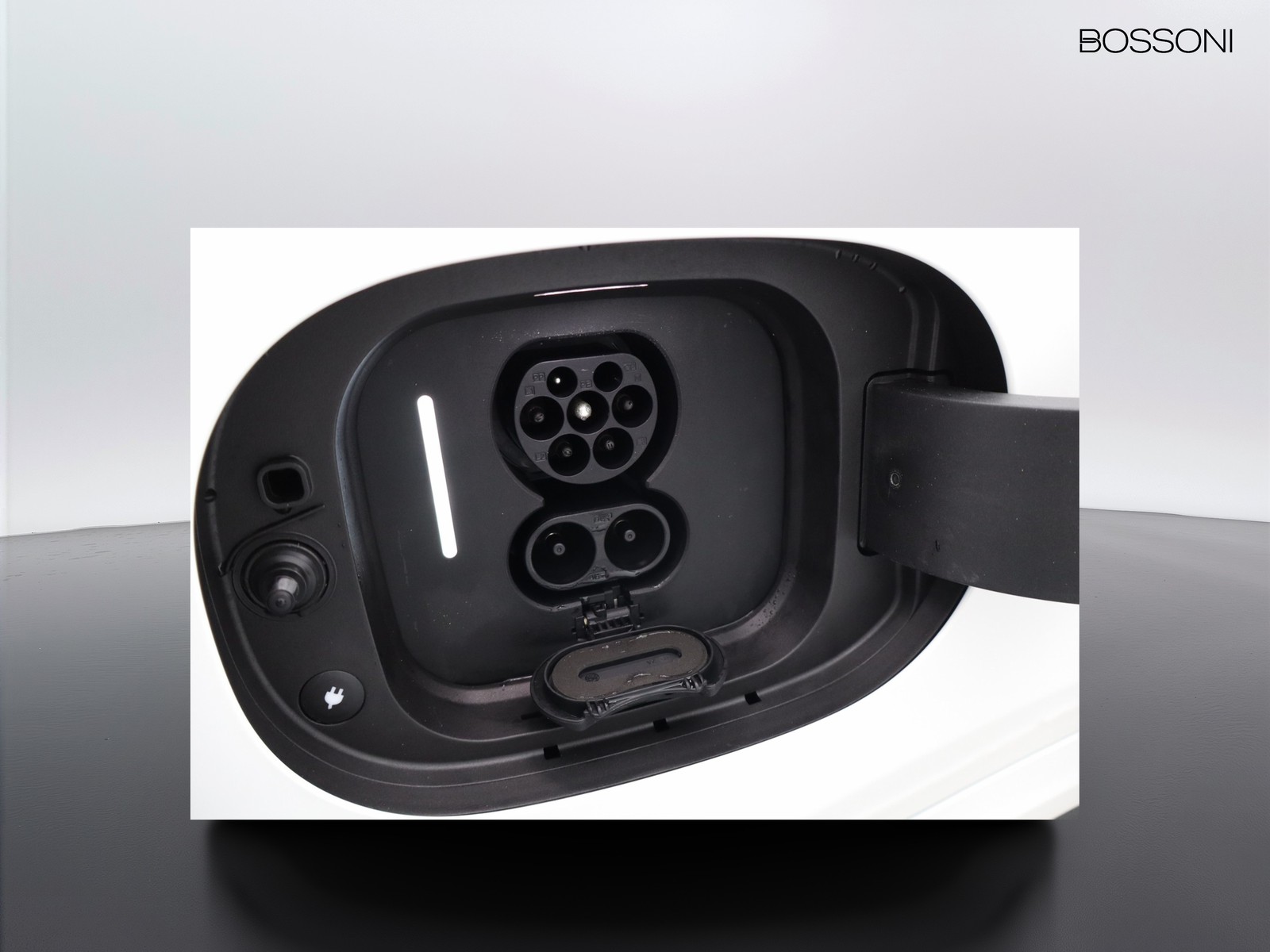 18 - Mercedes GLC eq 400 advanced plus 4matic