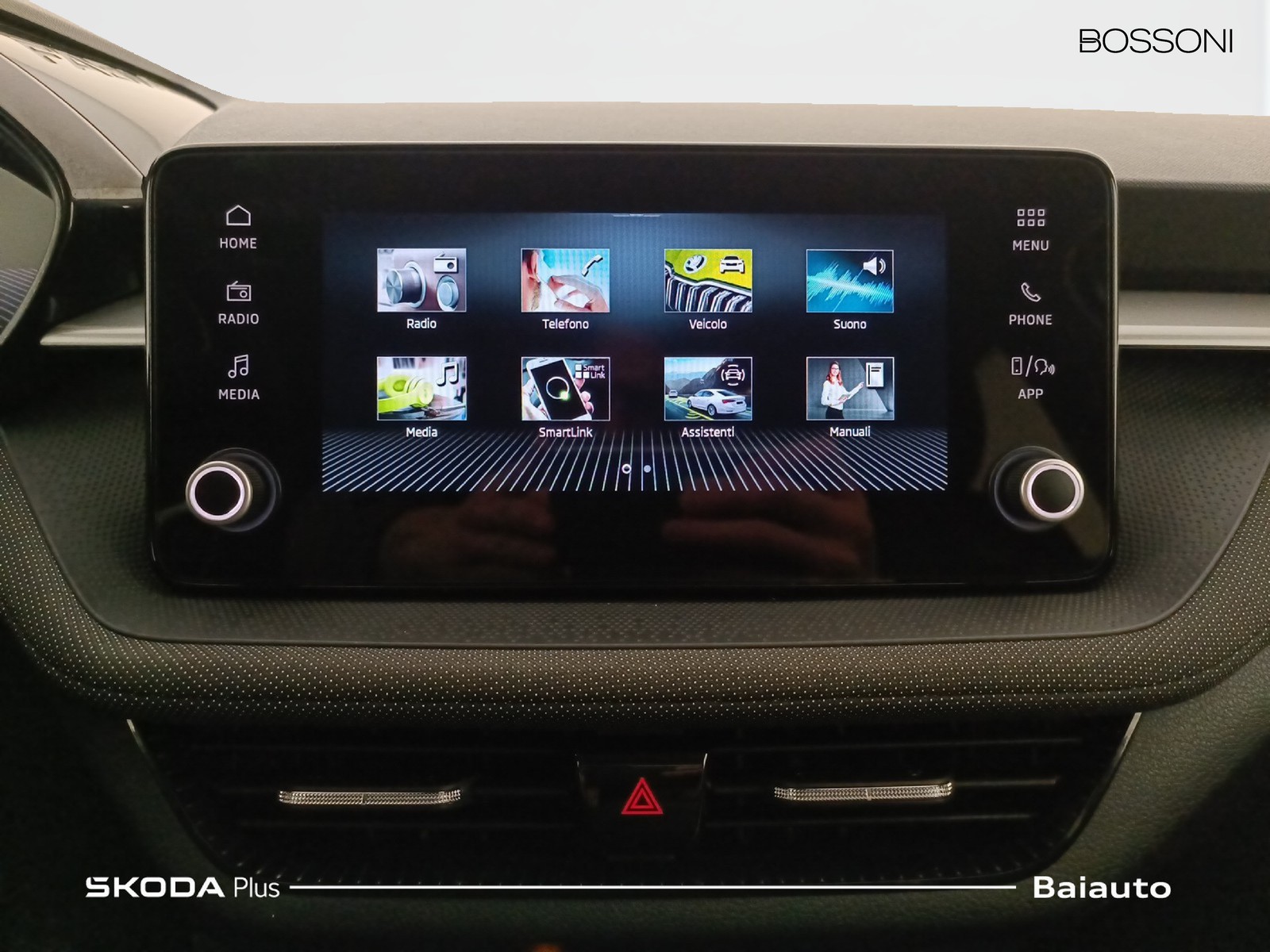 10 - Skoda Fabia 1.0 mpi 80cv 130 edition