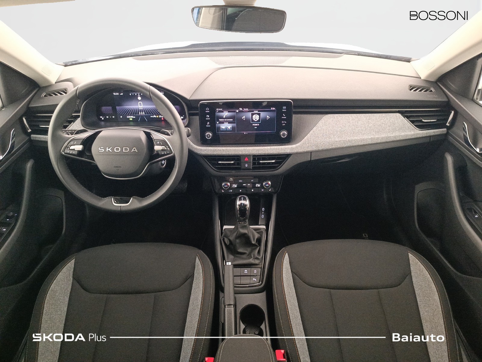 6 - Skoda Kamiq 1.0 tsi 115cv black dots dsg