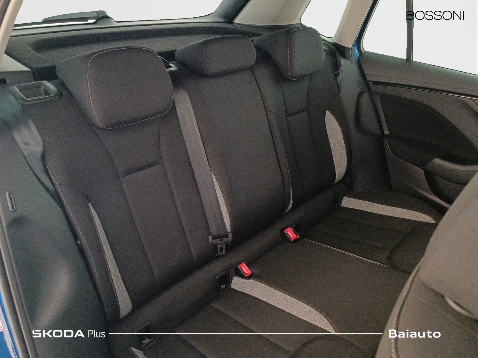 21 - Skoda Kamiq 1.0 tsi 115cv black dots dsg